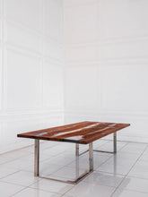 LESNOY Dining Table