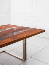 LESNOY Dining Table